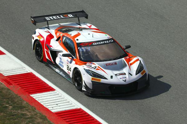 Dennis Lind joins Steller Motorsport for three-day Barcelona test